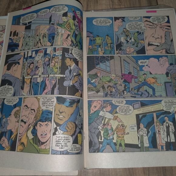 DC Legends Cosmic Boy Vintage Comic Books 1, 2, & 4 Four Mini-Series. Has some w - Picture 5 of 9